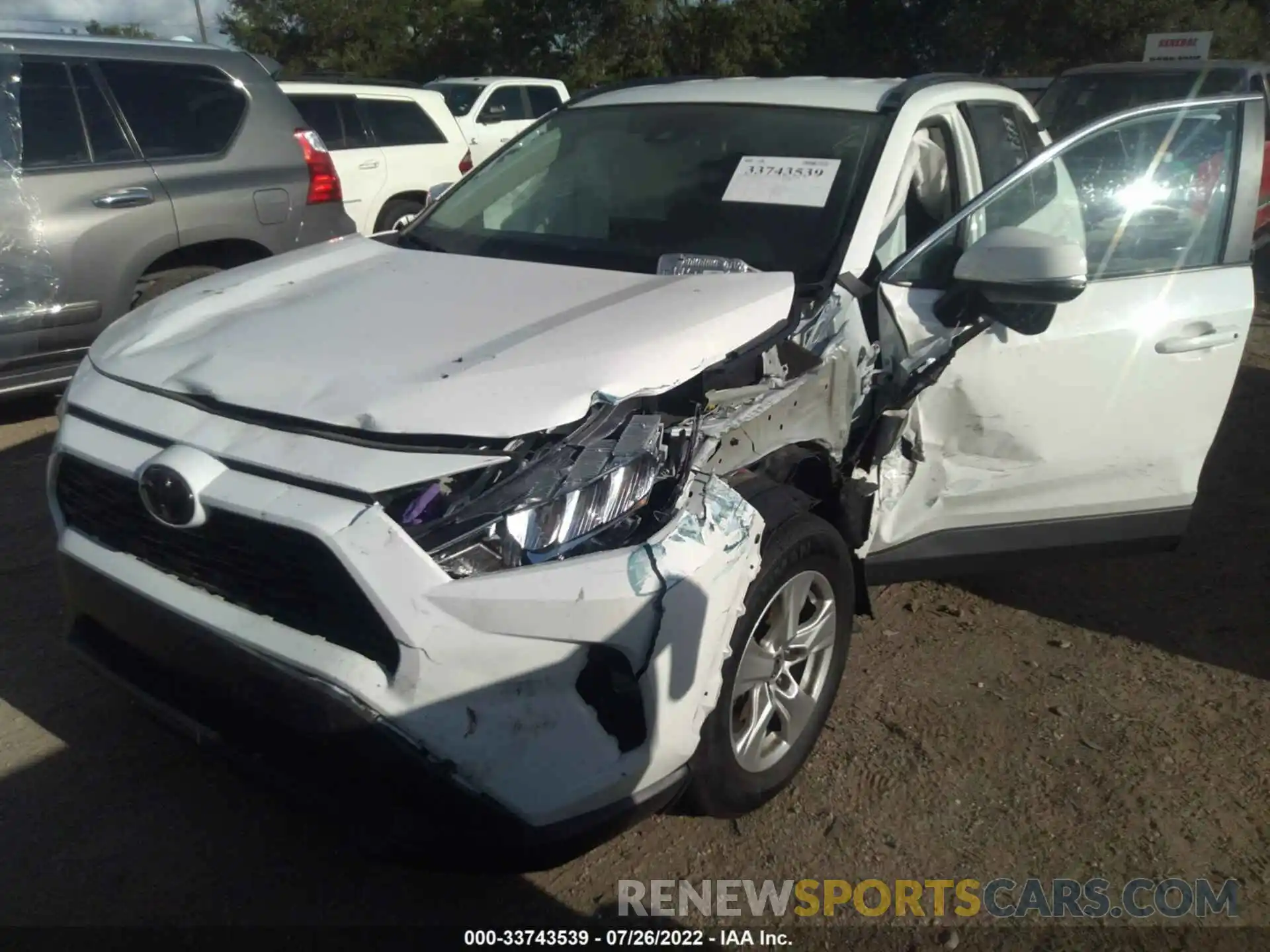 6 Photograph of a damaged car 2T3W1RFV8MC116421 TOYOTA RAV4 2021