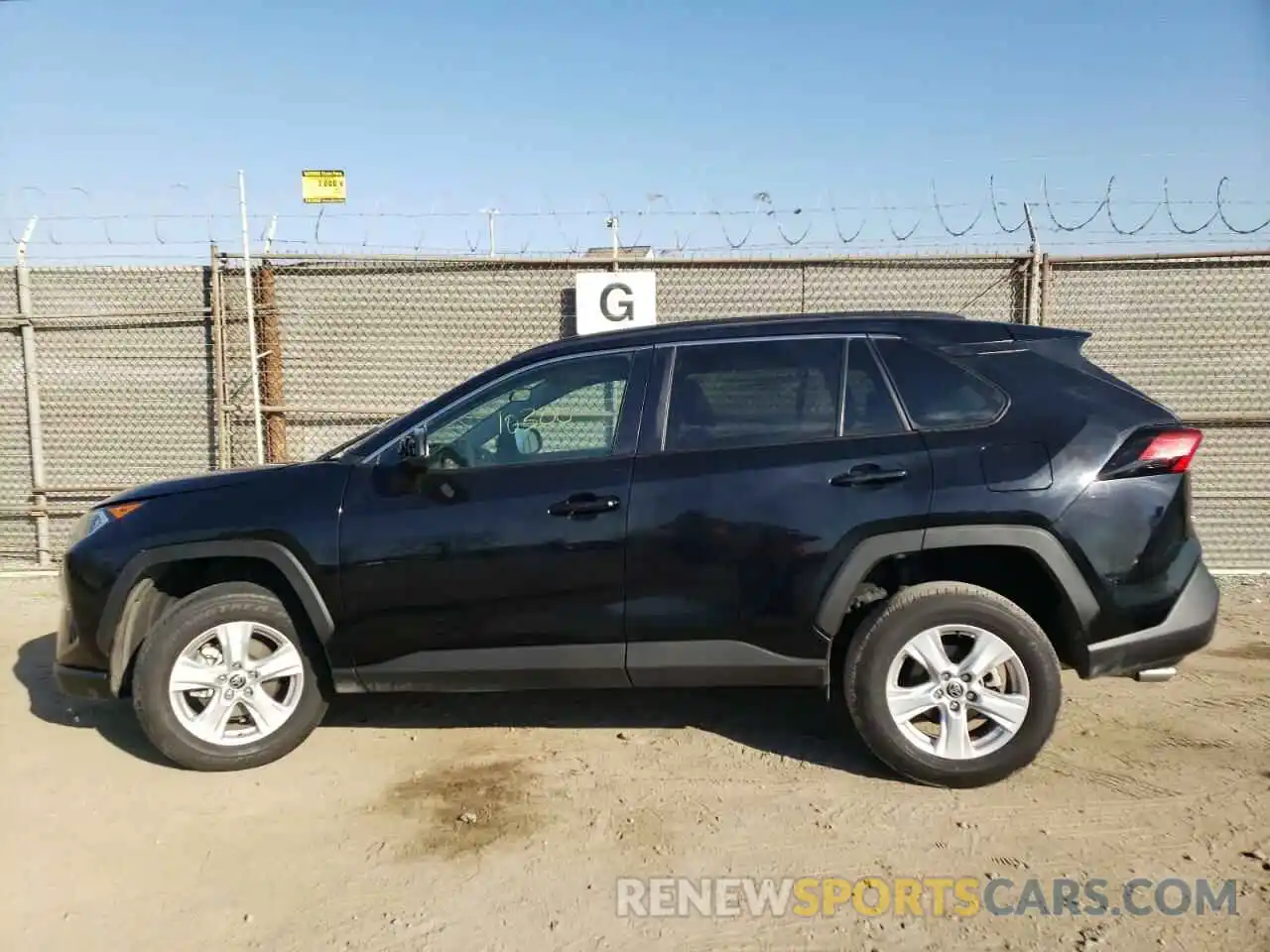 9 Photograph of a damaged car 2T3W1RFV8MC126544 TOYOTA RAV4 2021