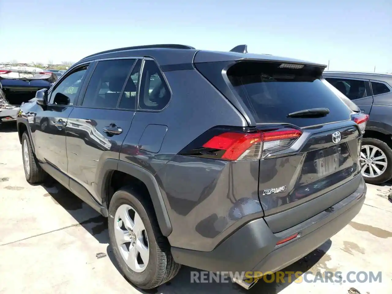 3 Photograph of a damaged car 2T3W1RFV8MC129623 TOYOTA RAV4 2021