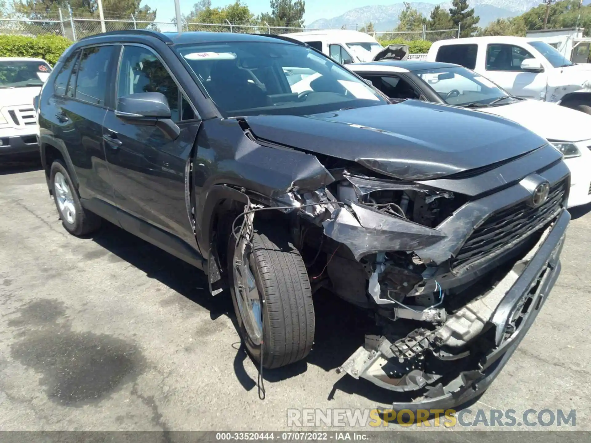 1 Photograph of a damaged car 2T3W1RFV8MC130223 TOYOTA RAV4 2021