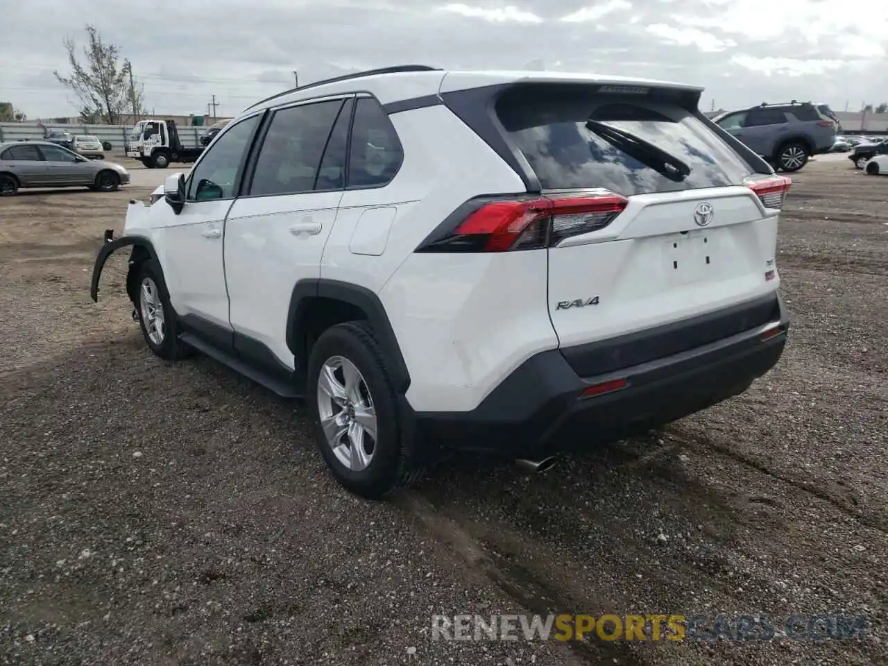 3 Photograph of a damaged car 2T3W1RFV8MC158653 TOYOTA RAV4 2021