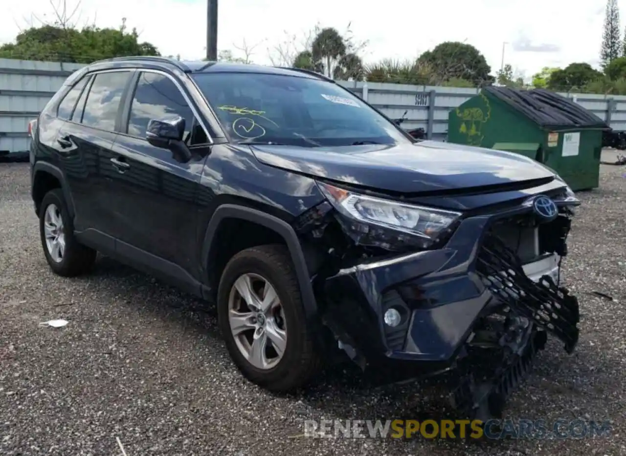 1 Photograph of a damaged car 2T3W1RFV8MW107748 TOYOTA RAV4 2021