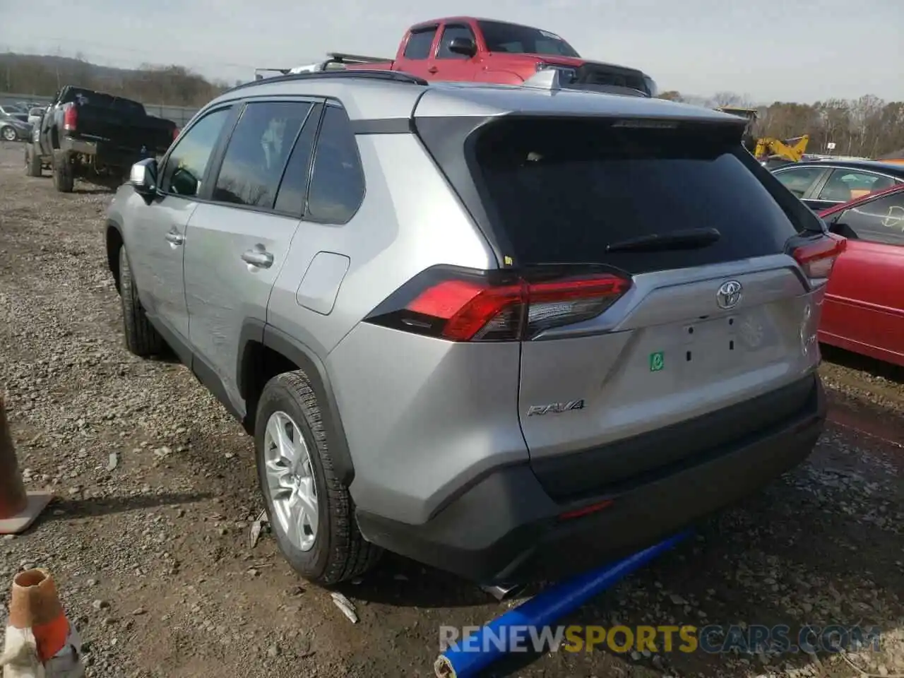 3 Photograph of a damaged car 2T3W1RFV8MW115557 TOYOTA RAV4 2021