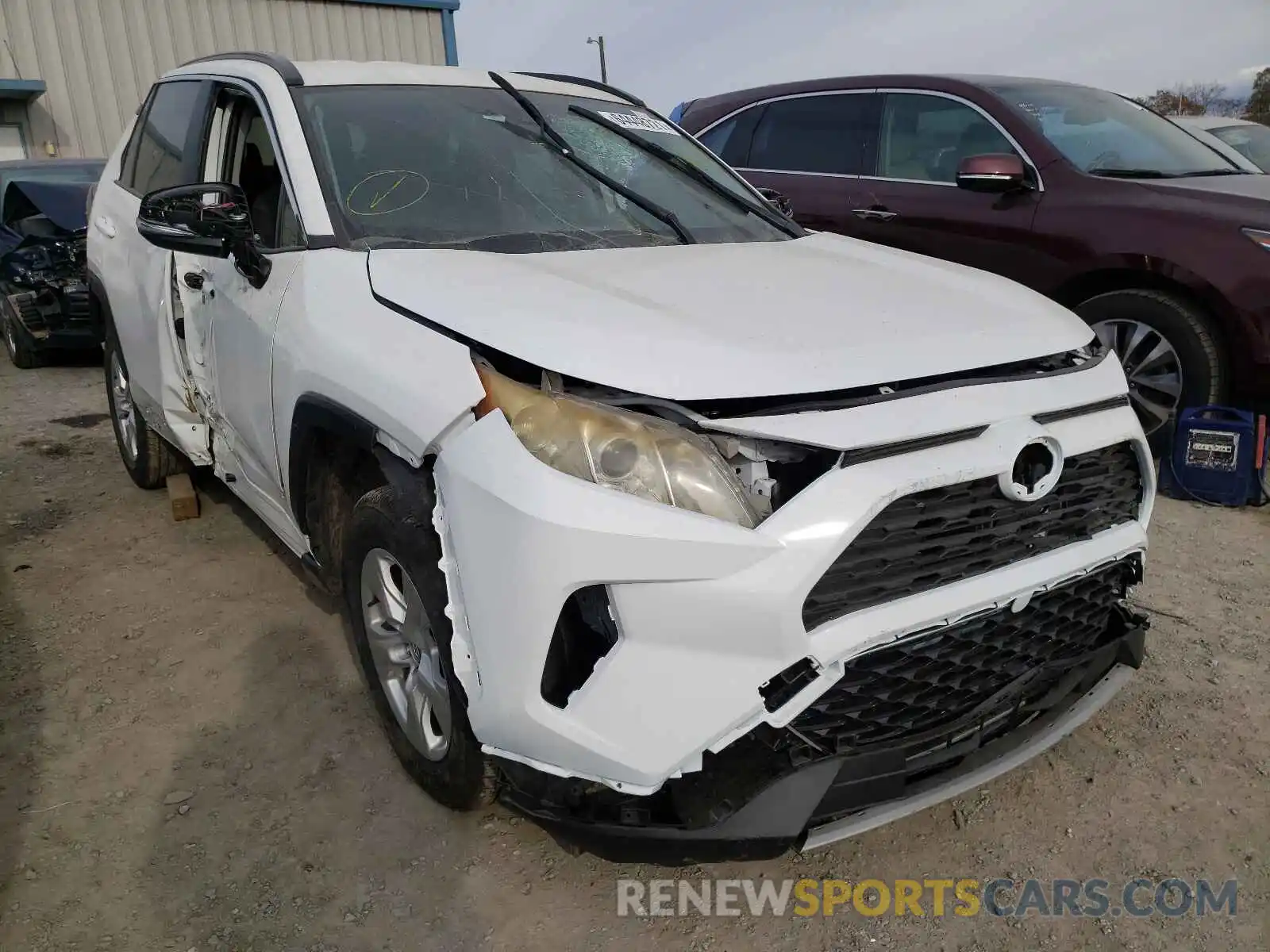 1 Photograph of a damaged car 2T3W1RFV8MW120452 TOYOTA RAV4 2021