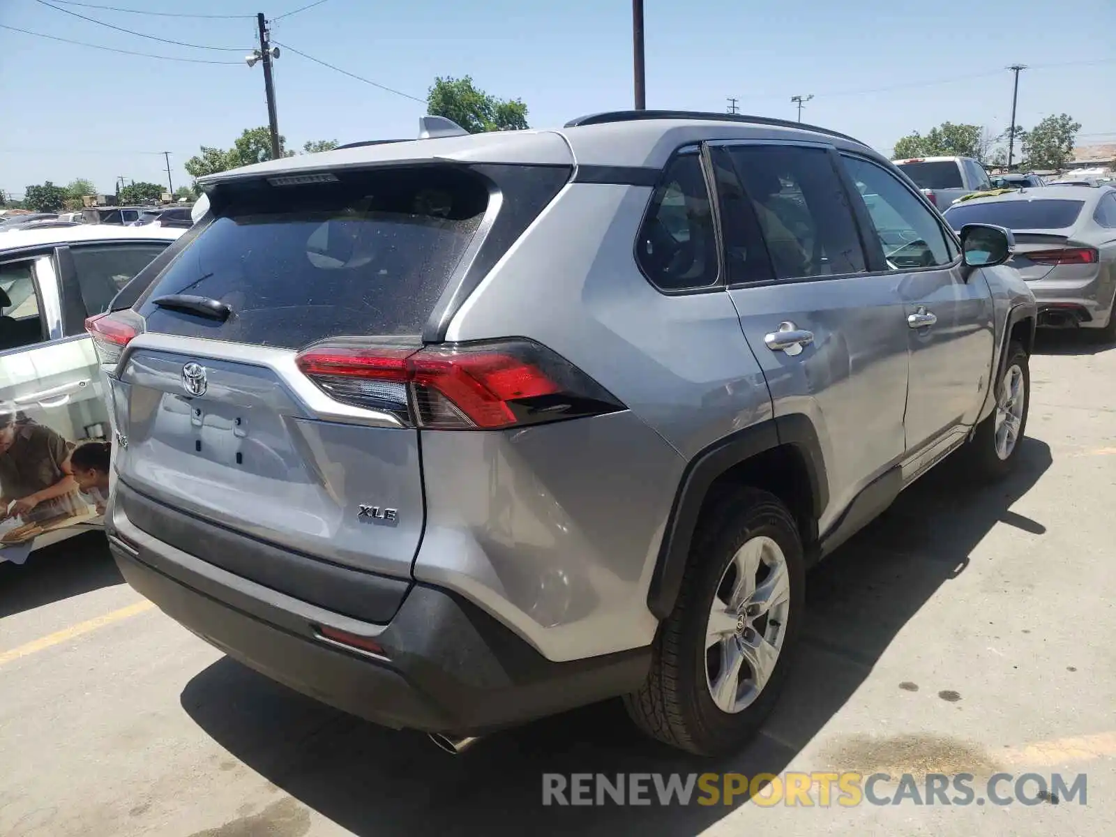 4 Photograph of a damaged car 2T3W1RFV8MW127787 TOYOTA RAV4 2021