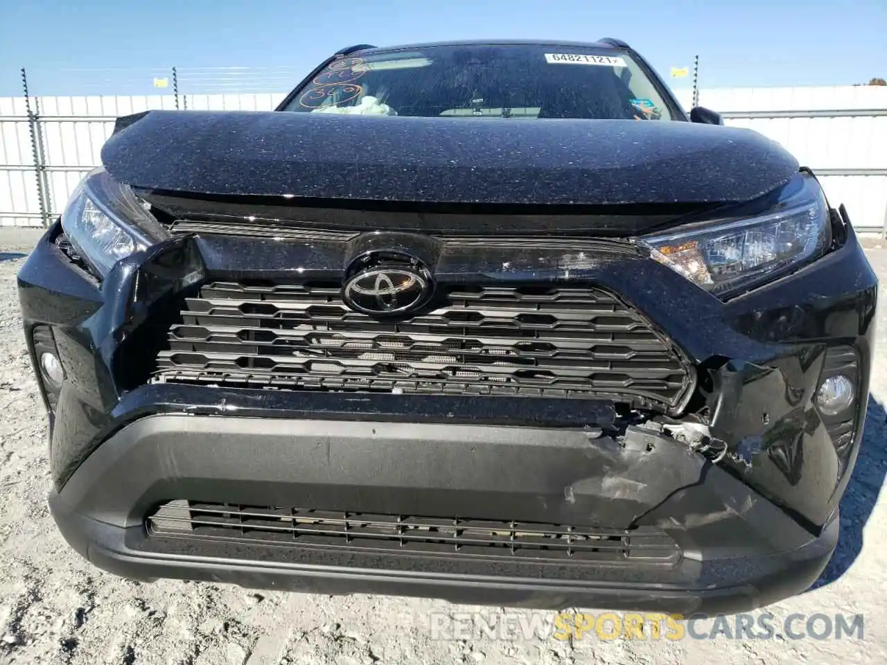 9 Photograph of a damaged car 2T3W1RFV8MW165004 TOYOTA RAV4 2021