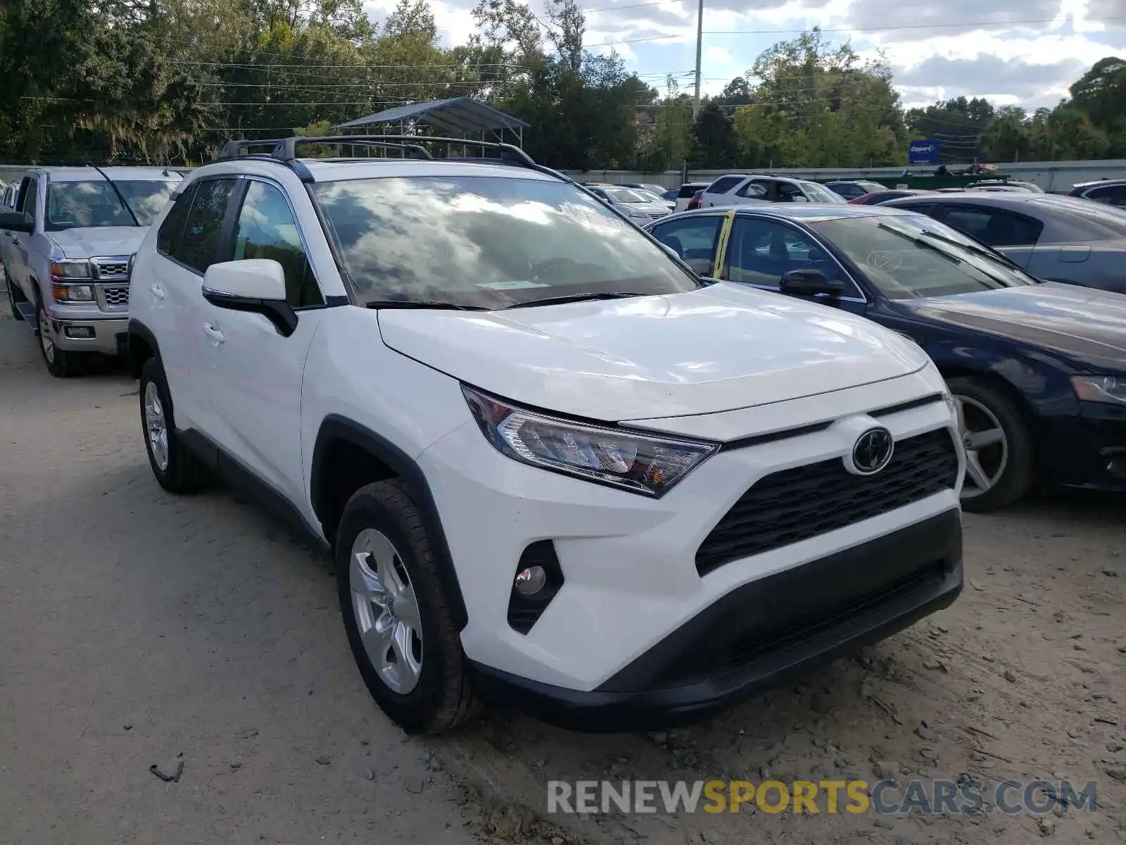 1 Photograph of a damaged car 2T3W1RFV8MW167836 TOYOTA RAV4 2021