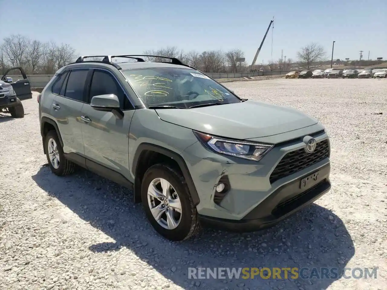 1 Photograph of a damaged car 2T3W1RFV8MW184779 TOYOTA RAV4 2021