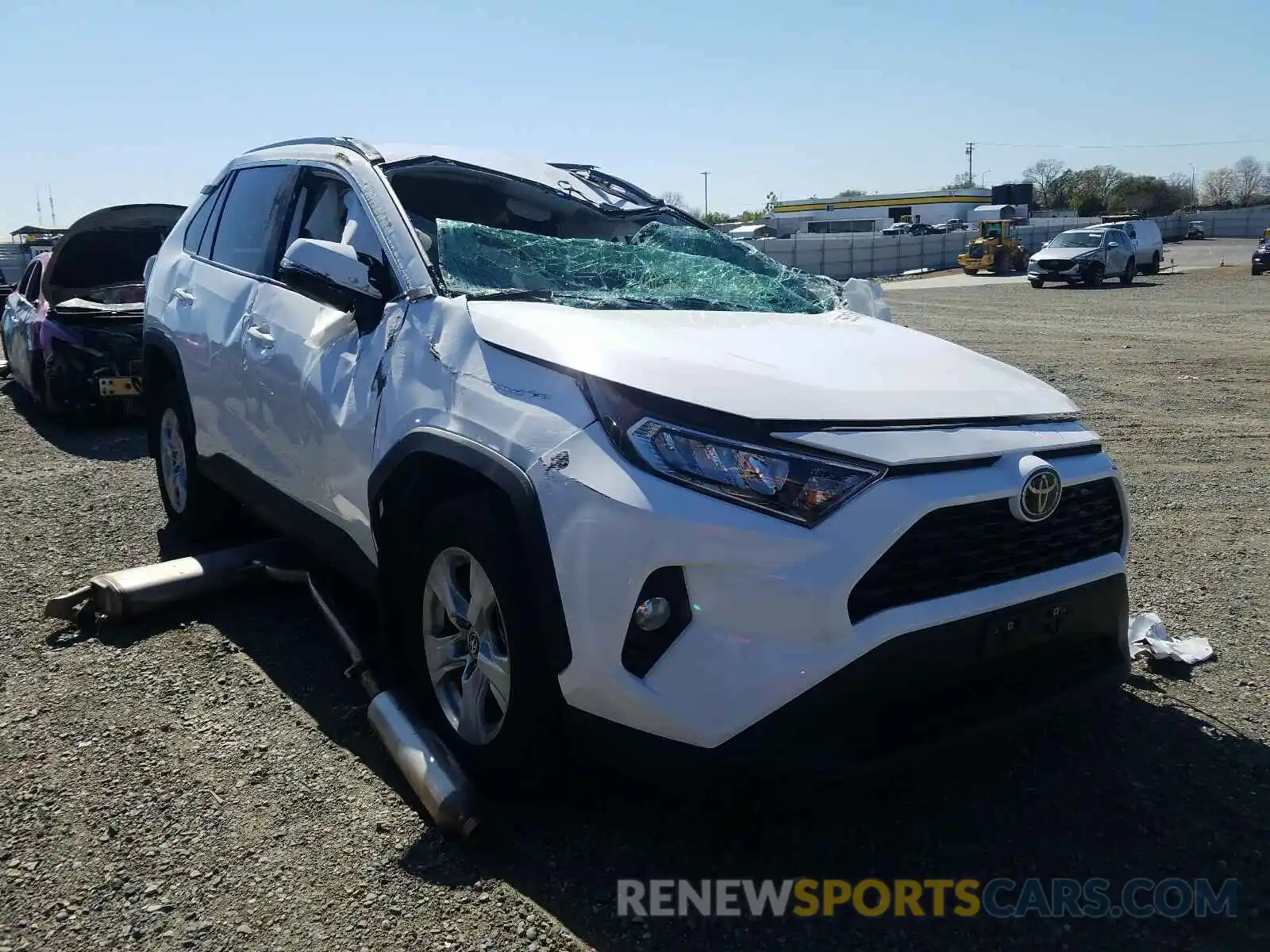 1 Photograph of a damaged car 2T3W1RFV9MC093537 TOYOTA RAV4 2021