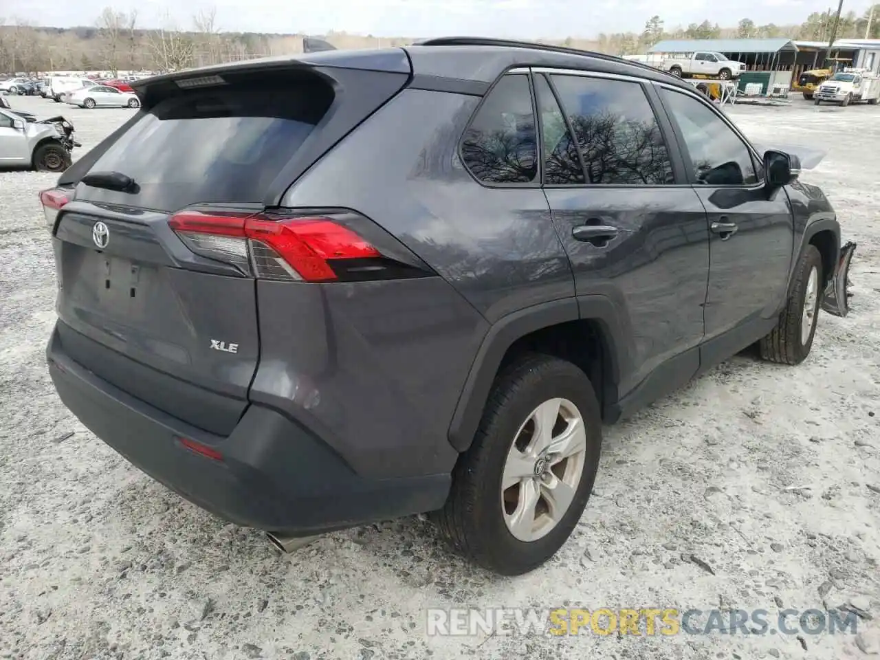 4 Photograph of a damaged car 2T3W1RFV9MC102687 TOYOTA RAV4 2021