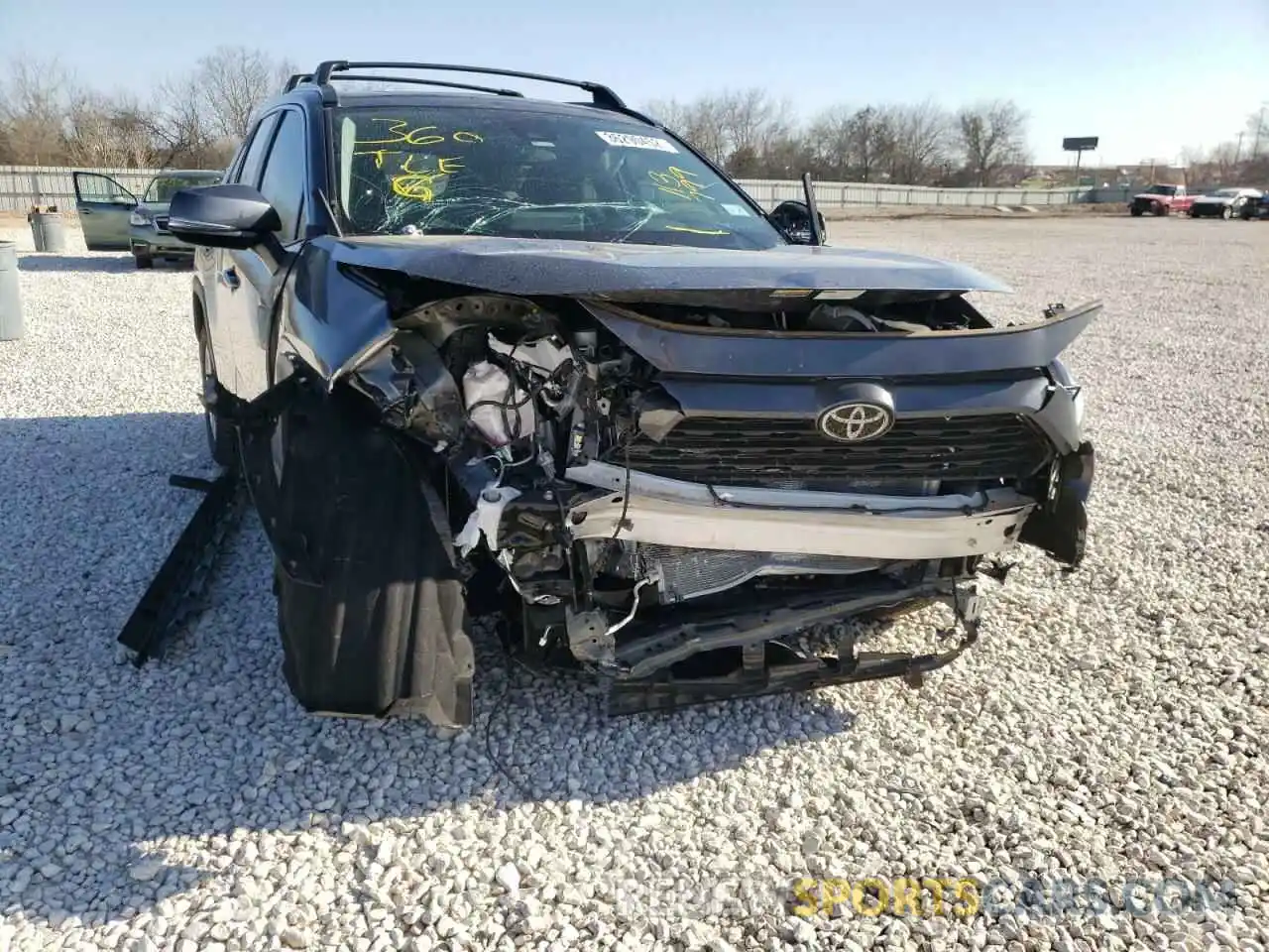 9 Photograph of a damaged car 2T3W1RFV9MC113799 TOYOTA RAV4 2021