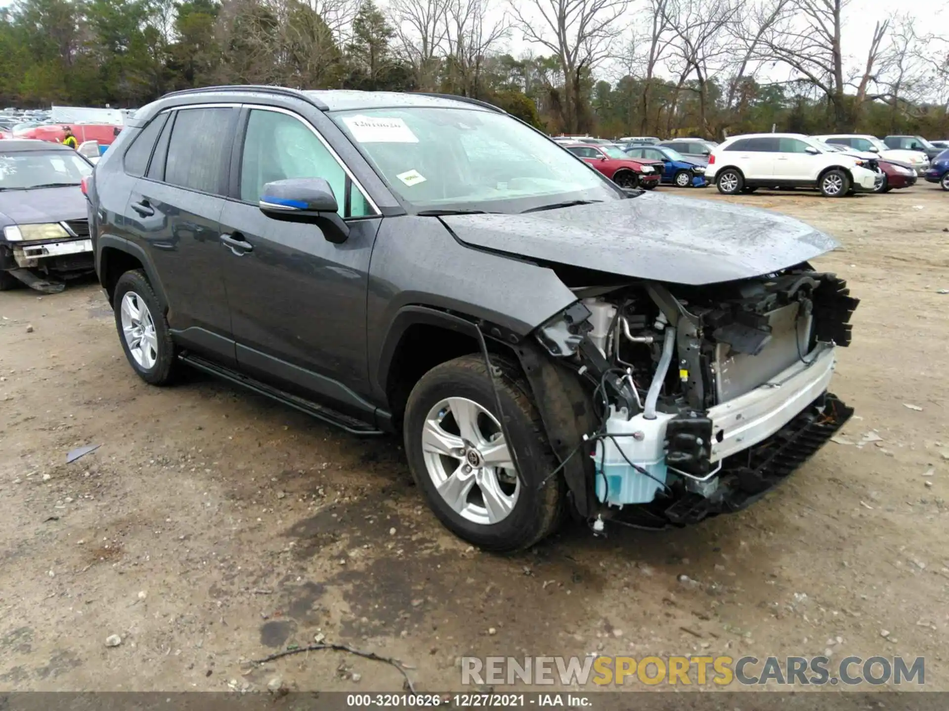 1 Photograph of a damaged car 2T3W1RFV9MC114421 TOYOTA RAV4 2021