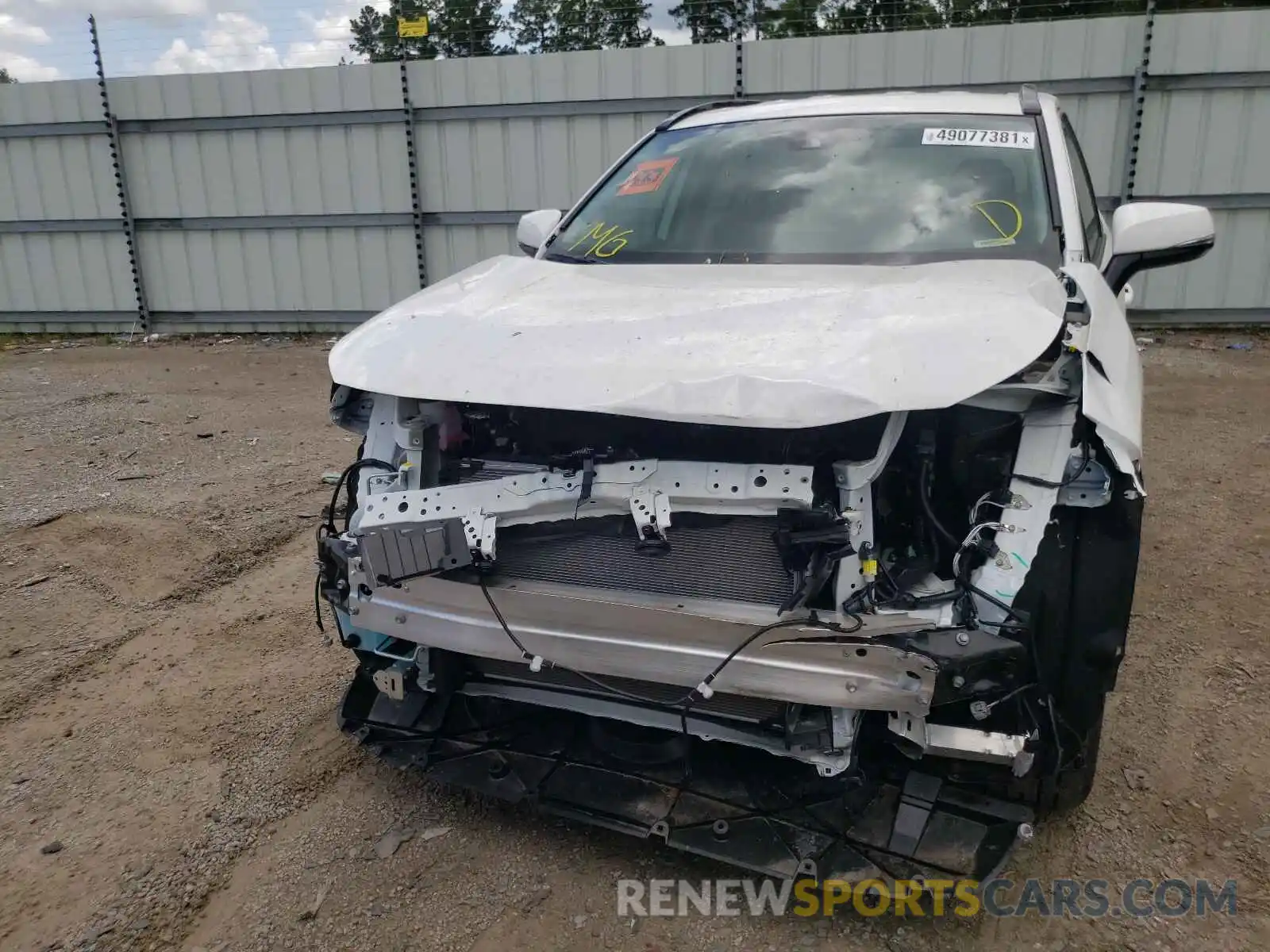 9 Photograph of a damaged car 2T3W1RFV9MC120204 TOYOTA RAV4 2021