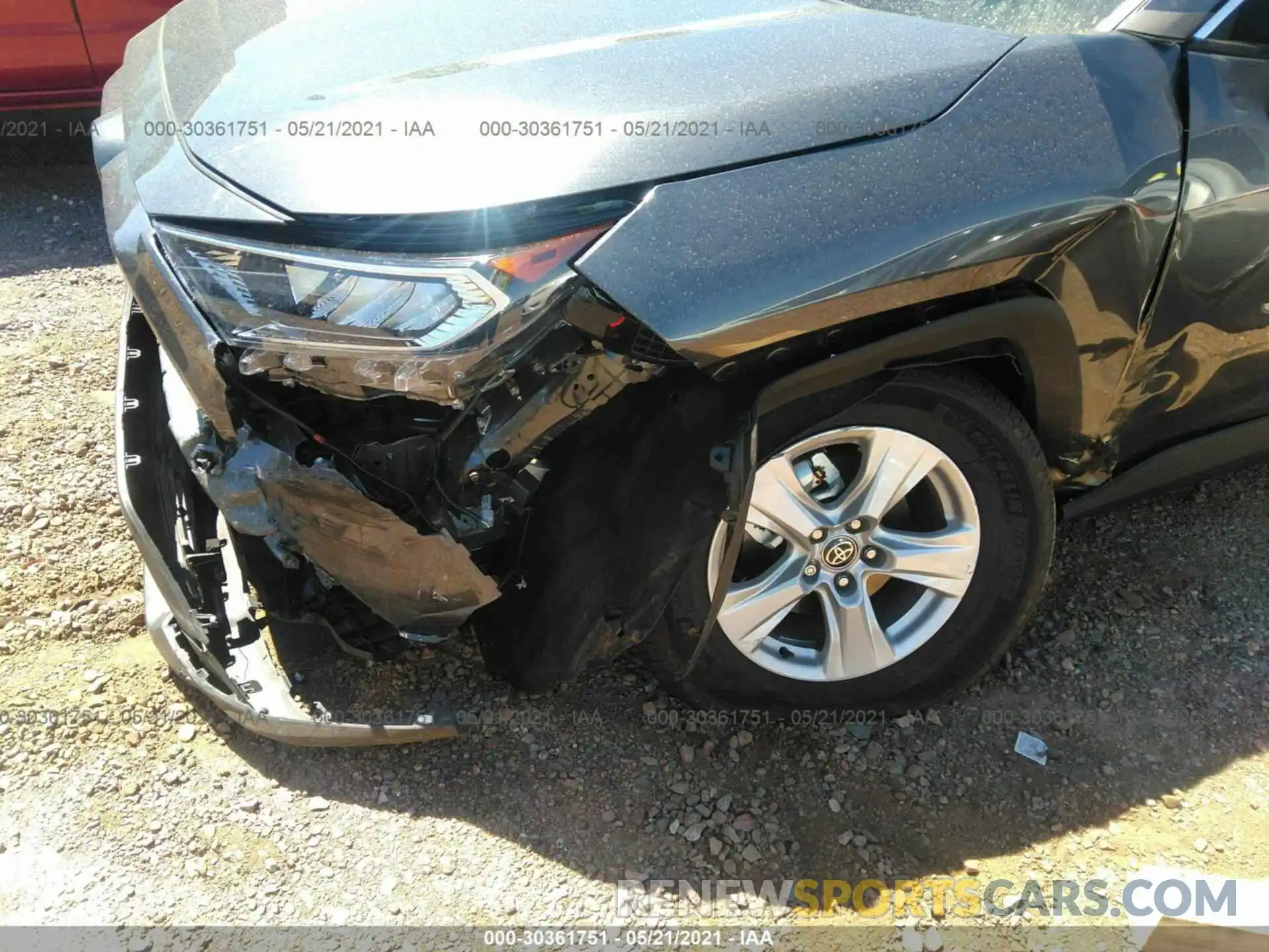 6 Photograph of a damaged car 2T3W1RFV9MC121174 TOYOTA RAV4 2021