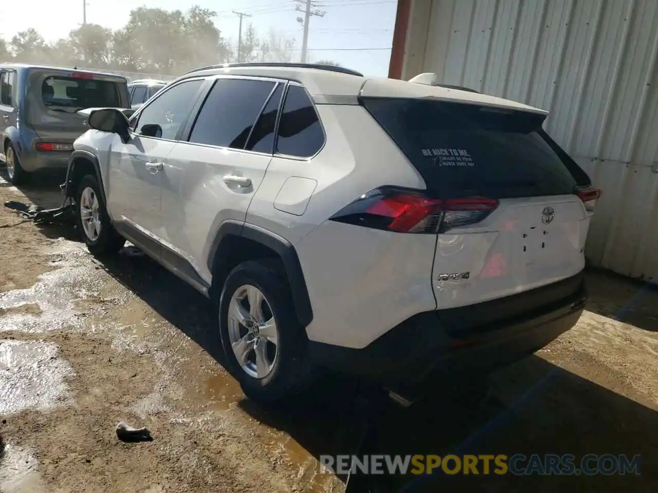 3 Photograph of a damaged car 2T3W1RFV9MC123264 TOYOTA RAV4 2021