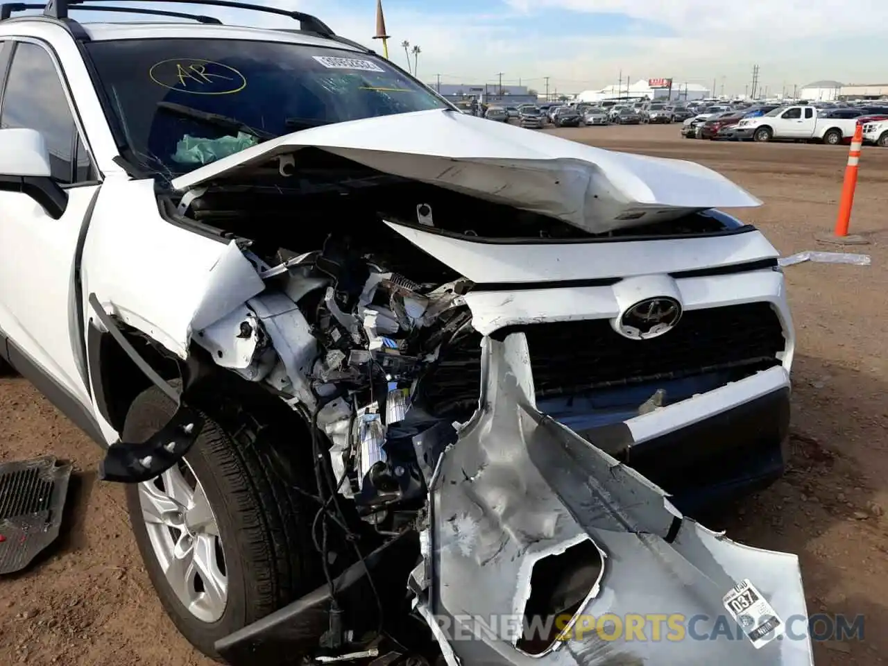 9 Photograph of a damaged car 2T3W1RFV9MC125872 TOYOTA RAV4 2021