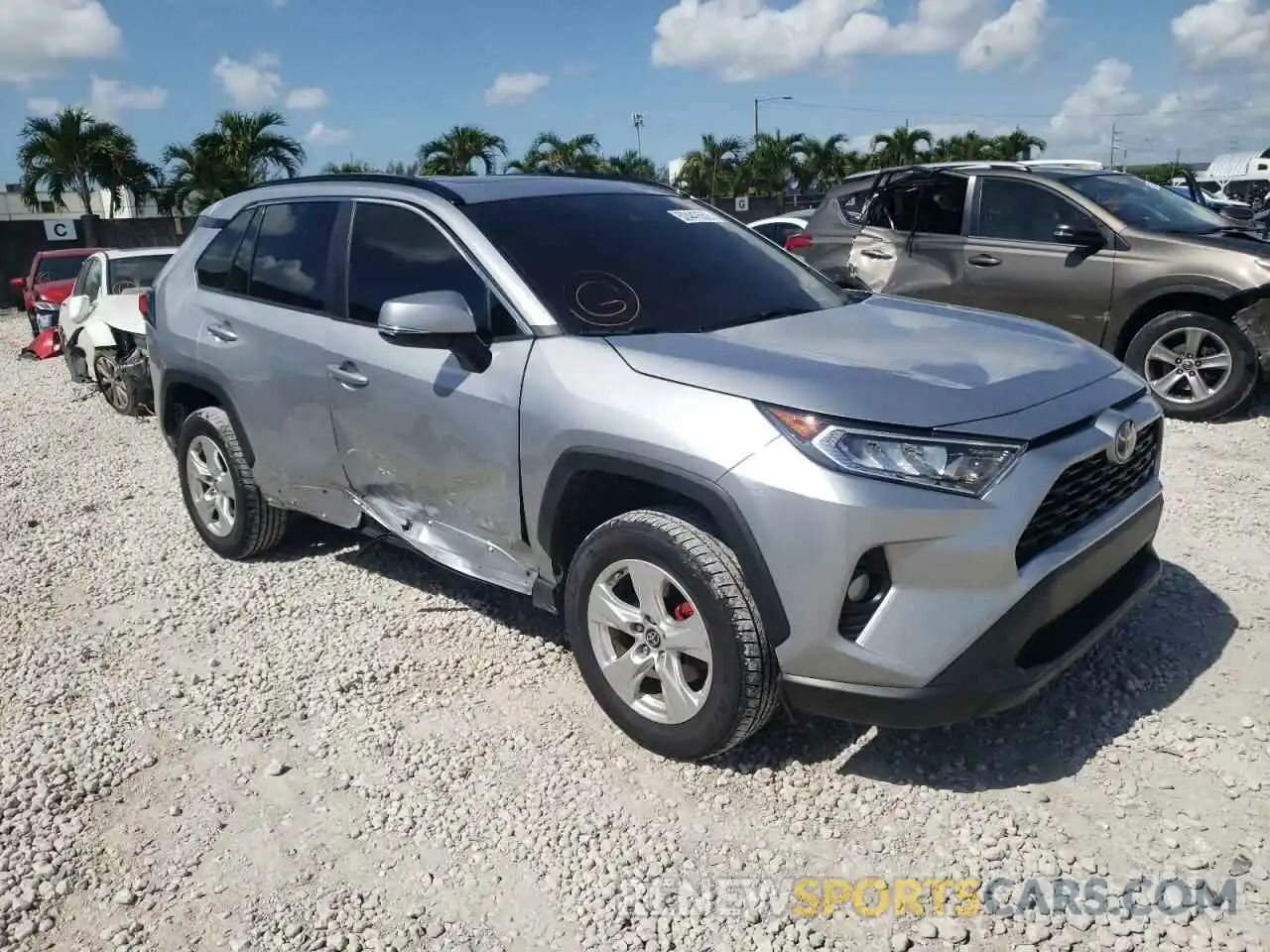 1 Фотография поврежденного автомобиля 2T3W1RFV9MC132224 TOYOTA RAV4 2021