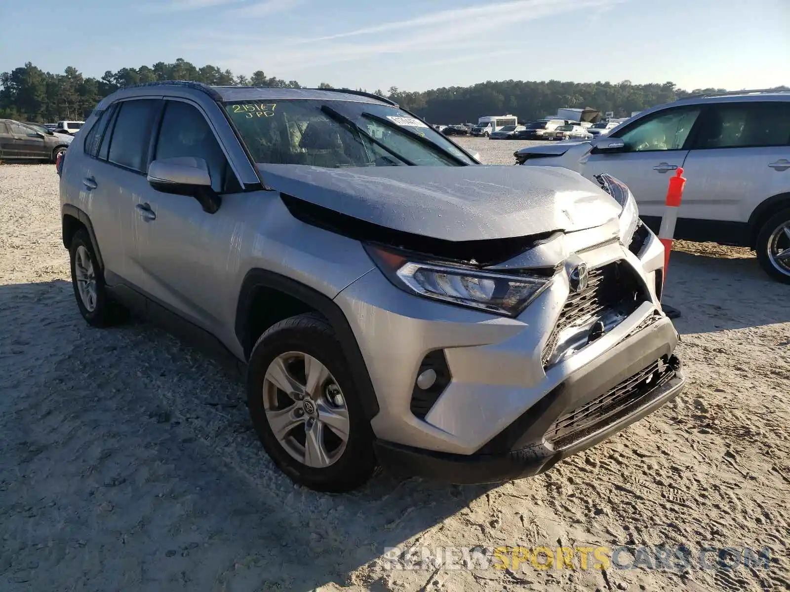 1 Photograph of a damaged car 2T3W1RFV9MC133275 TOYOTA RAV4 2021