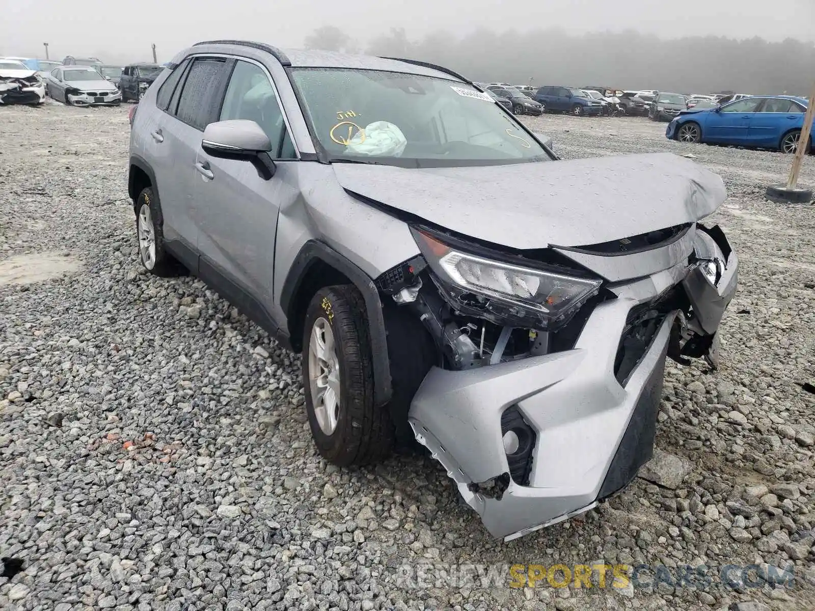 1 Photograph of a damaged car 2T3W1RFV9MC138217 TOYOTA RAV4 2021