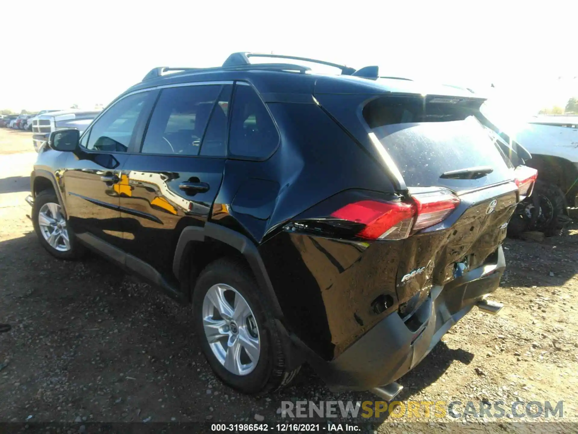 3 Photograph of a damaged car 2T3W1RFV9MC145488 TOYOTA RAV4 2021