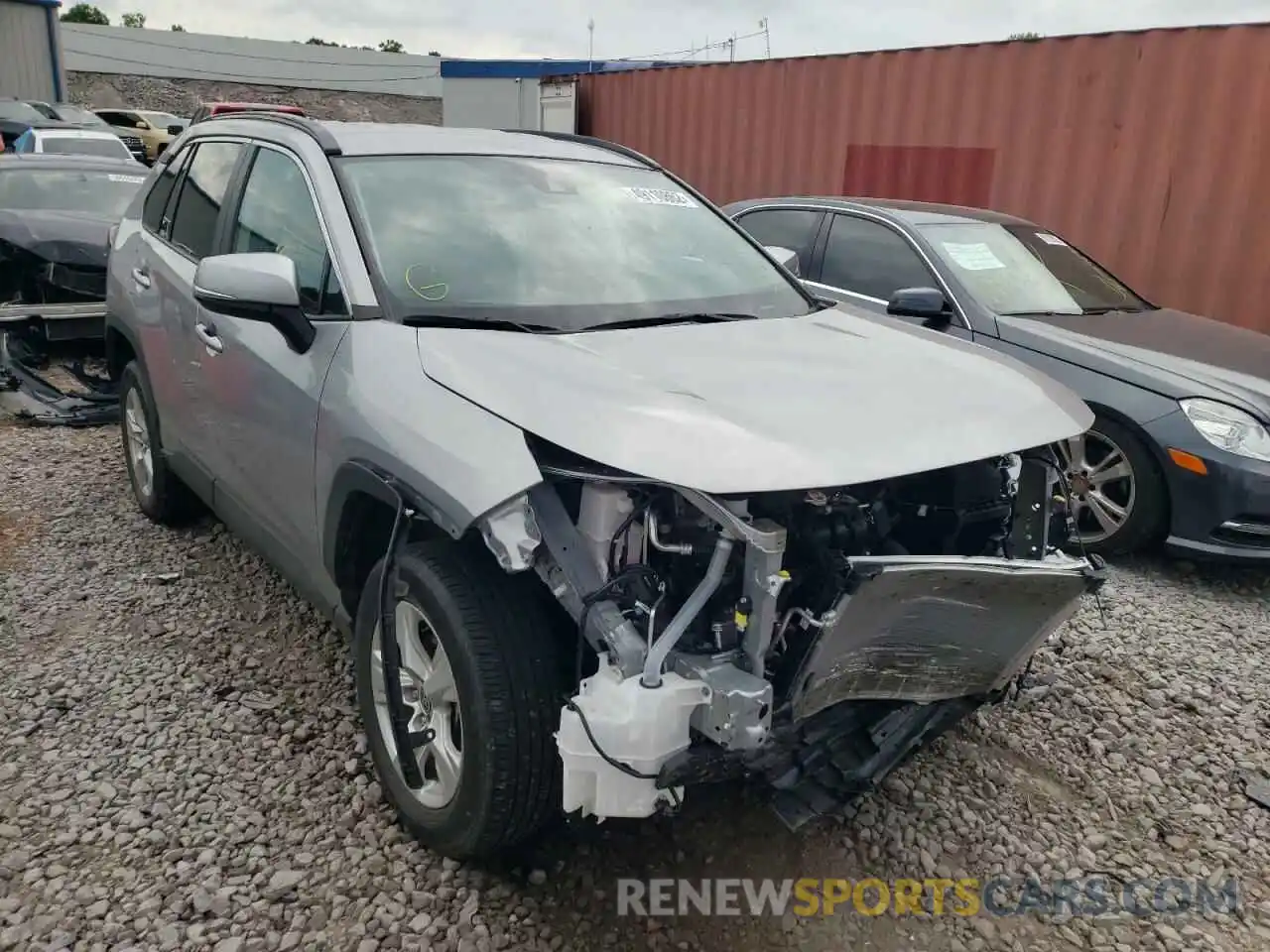 1 Photograph of a damaged car 2T3W1RFV9MC156460 TOYOTA RAV4 2021