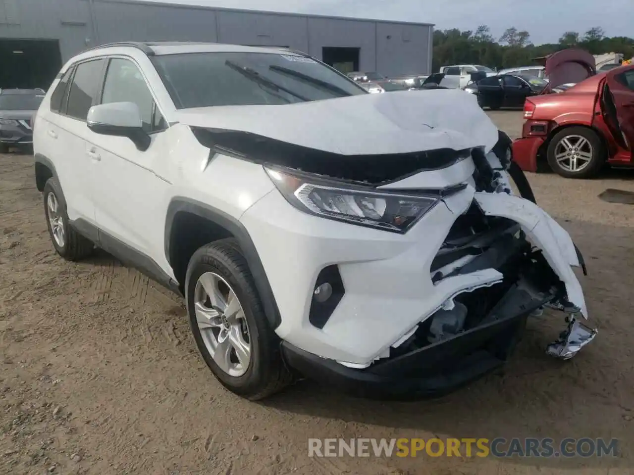 1 Photograph of a damaged car 2T3W1RFV9MC157172 TOYOTA RAV4 2021