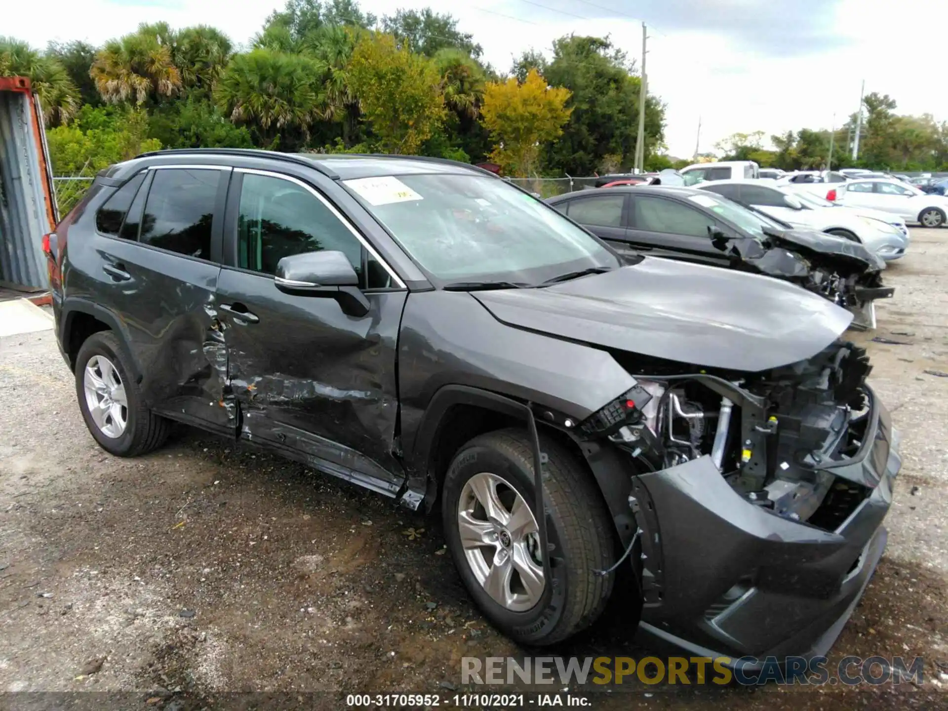 1 Photograph of a damaged car 2T3W1RFV9MC160749 TOYOTA RAV4 2021