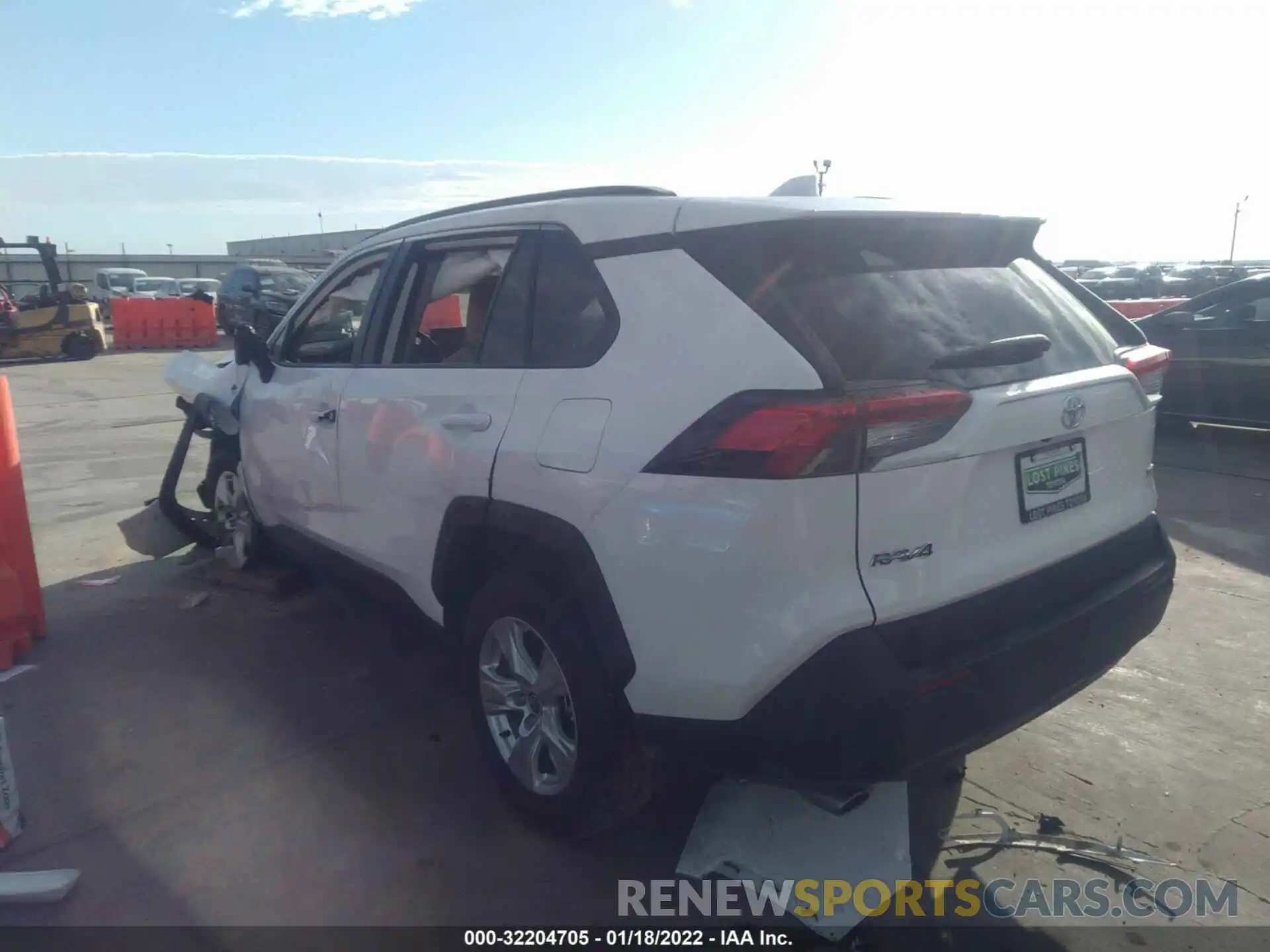 3 Photograph of a damaged car 2T3W1RFV9MC164350 TOYOTA RAV4 2021