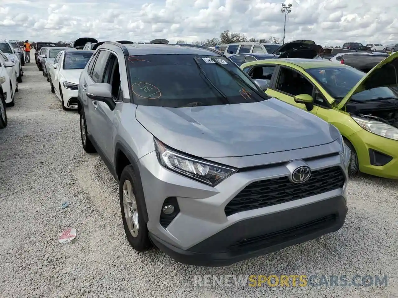 1 Photograph of a damaged car 2T3W1RFV9MC167667 TOYOTA RAV4 2021