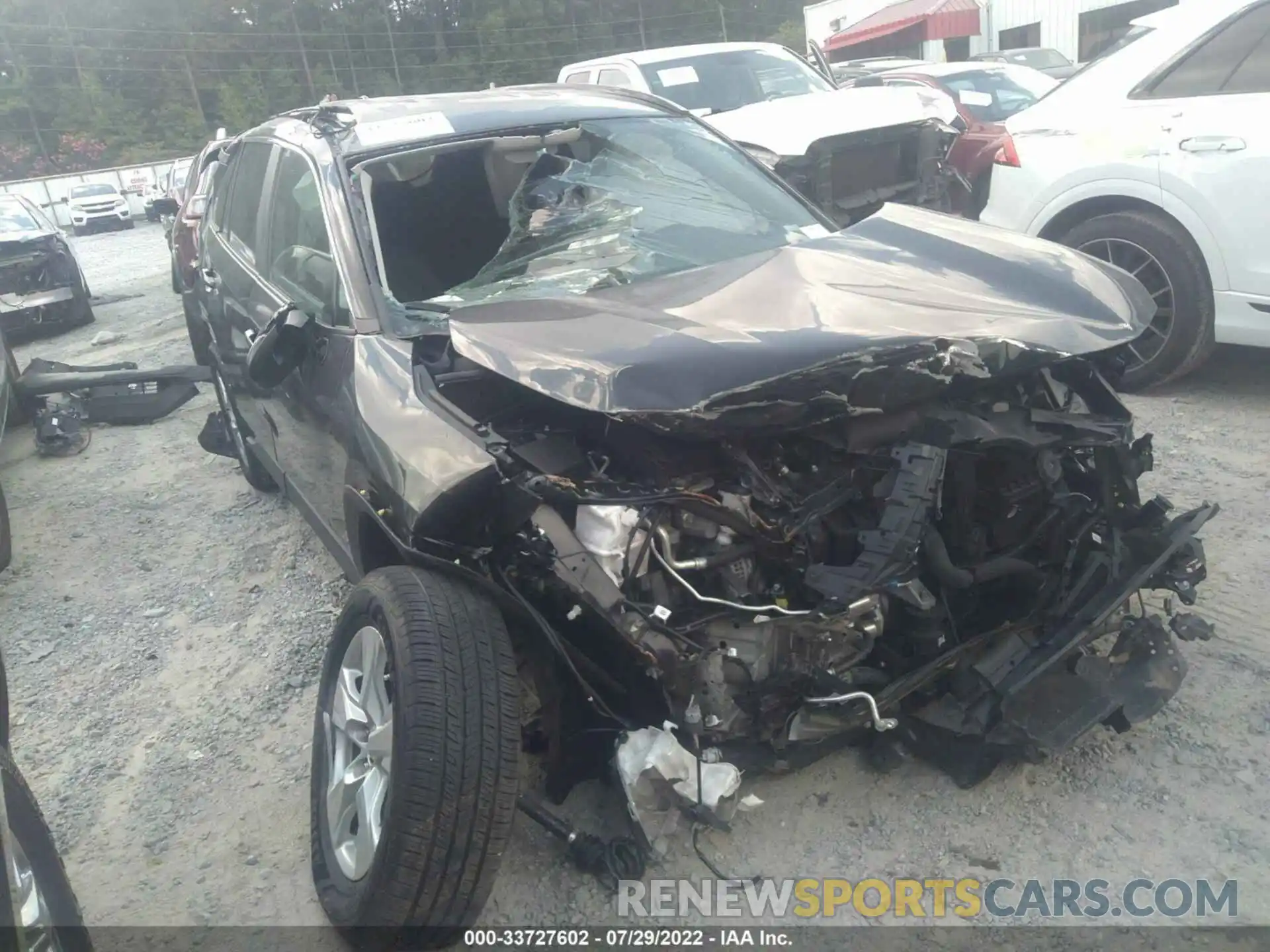 1 Photograph of a damaged car 2T3W1RFV9MW105751 TOYOTA RAV4 2021