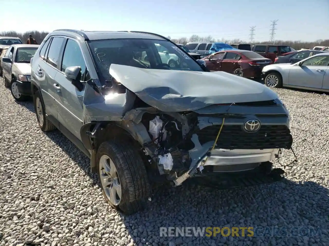 1 Photograph of a damaged car 2T3W1RFV9MW111145 TOYOTA RAV4 2021