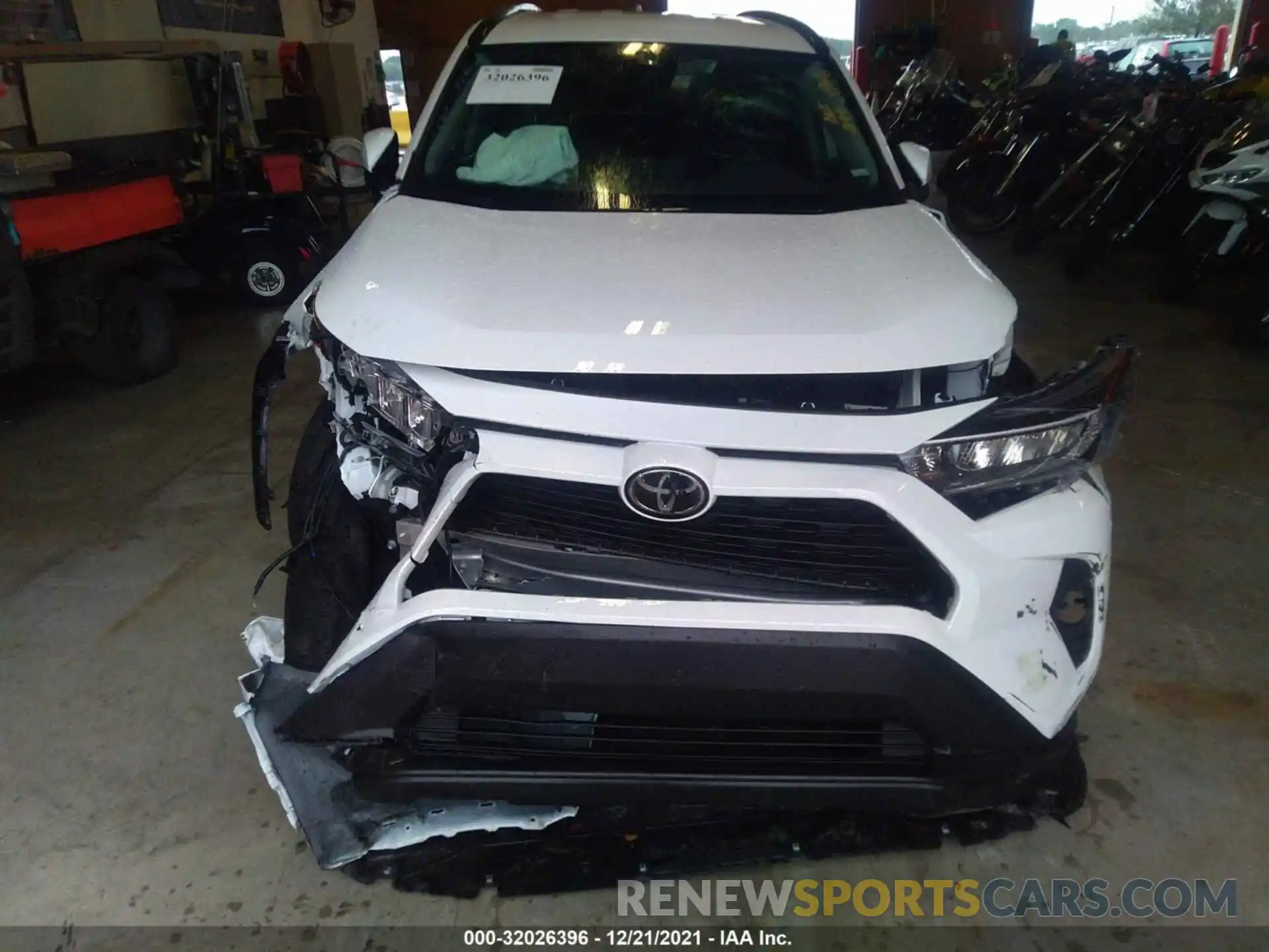 6 Photograph of a damaged car 2T3W1RFV9MW114126 TOYOTA RAV4 2021