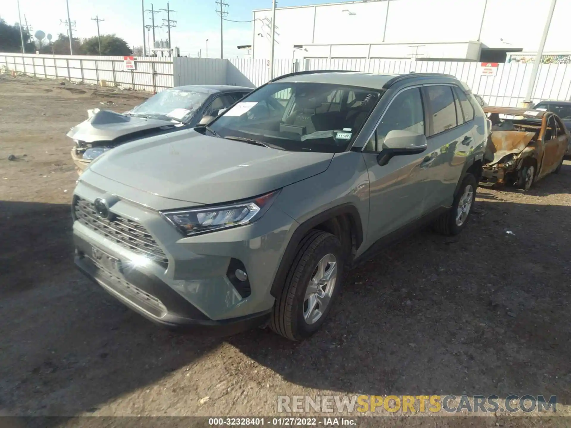 2 Photograph of a damaged car 2T3W1RFV9MW119052 TOYOTA RAV4 2021