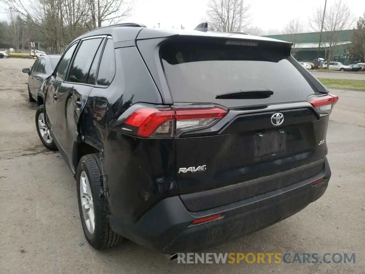 3 Photograph of a damaged car 2T3W1RFV9MW120315 TOYOTA RAV4 2021