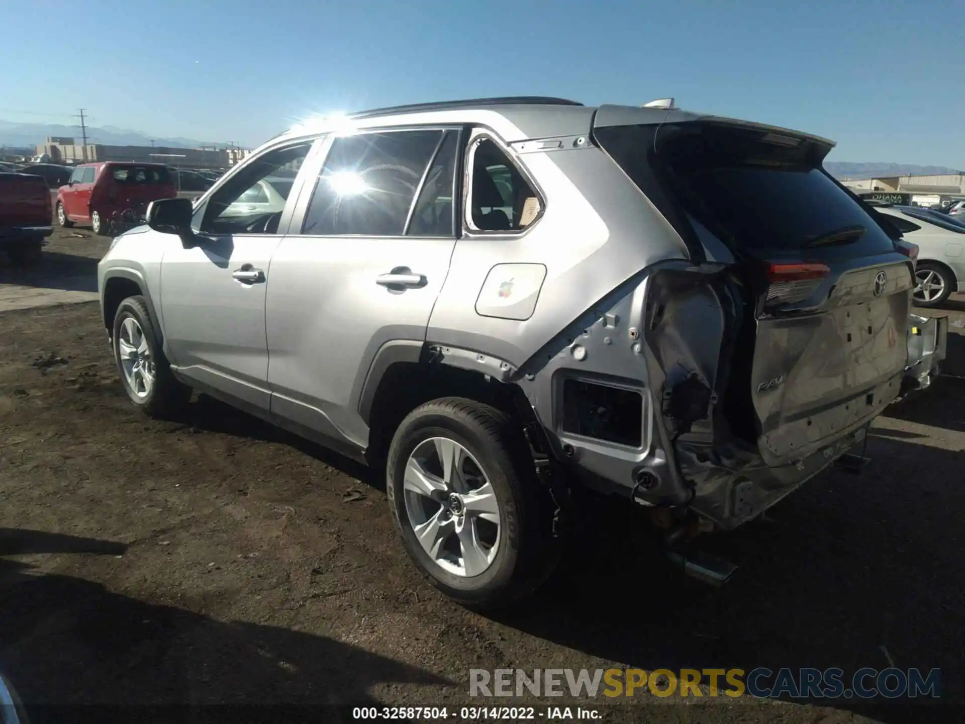 3 Photograph of a damaged car 2T3W1RFV9MW120668 TOYOTA RAV4 2021