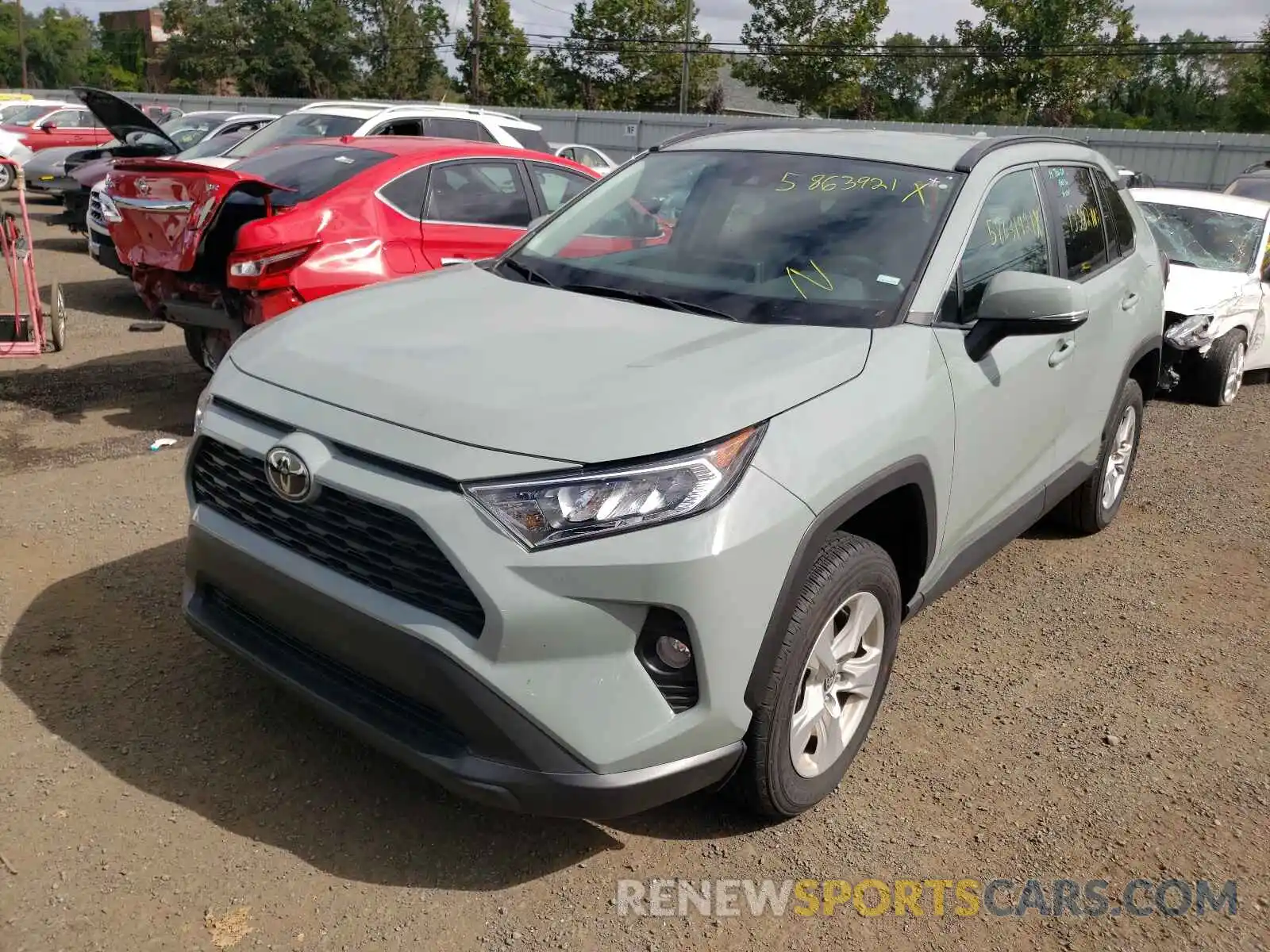 2 Photograph of a damaged car 2T3W1RFV9MW138121 TOYOTA RAV4 2021