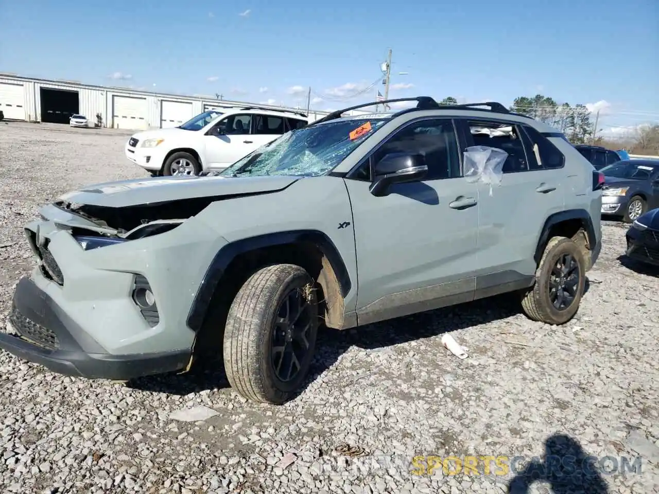 1 Photograph of a damaged car 2T3W1RFV9MW145781 TOYOTA RAV4 2021