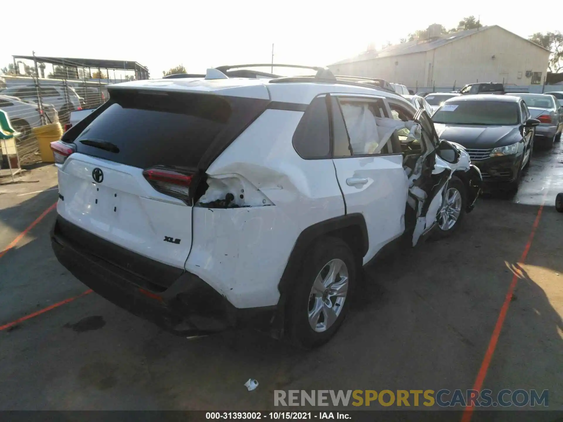 4 Photograph of a damaged car 2T3W1RFV9MW157834 TOYOTA RAV4 2021