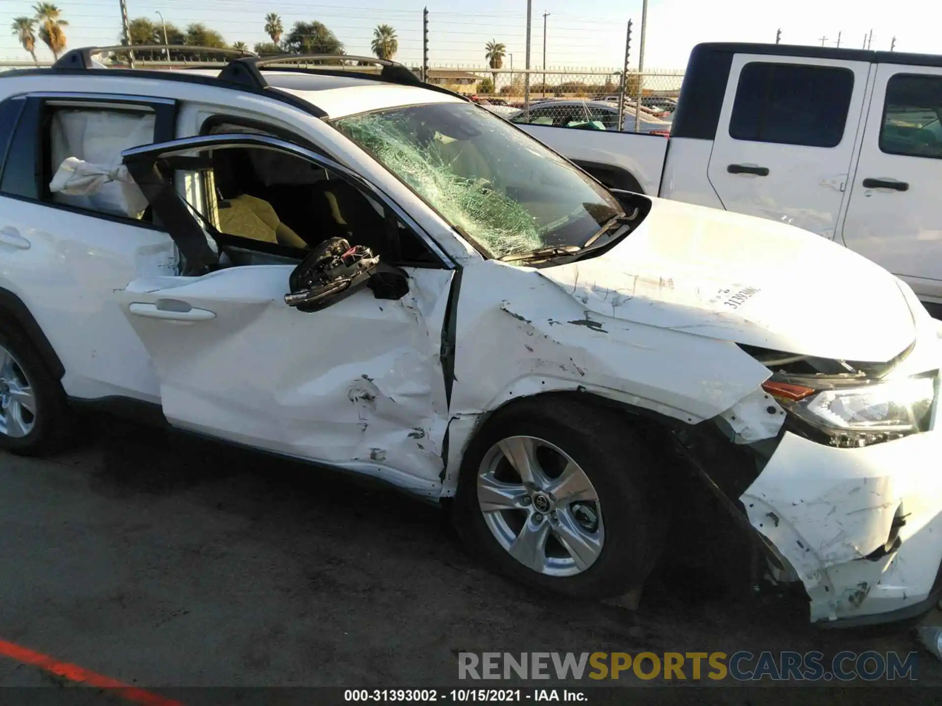 6 Photograph of a damaged car 2T3W1RFV9MW157834 TOYOTA RAV4 2021