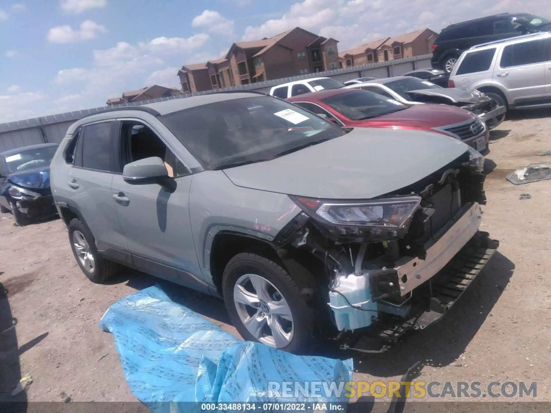 1 Photograph of a damaged car 2T3W1RFV9MW160104 TOYOTA RAV4 2021