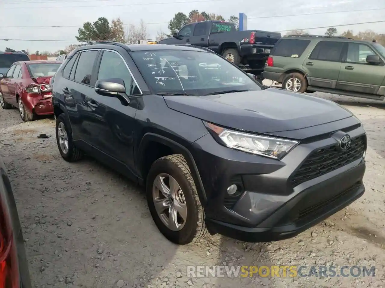 1 Photograph of a damaged car 2T3W1RFV9MW170597 TOYOTA RAV4 2021