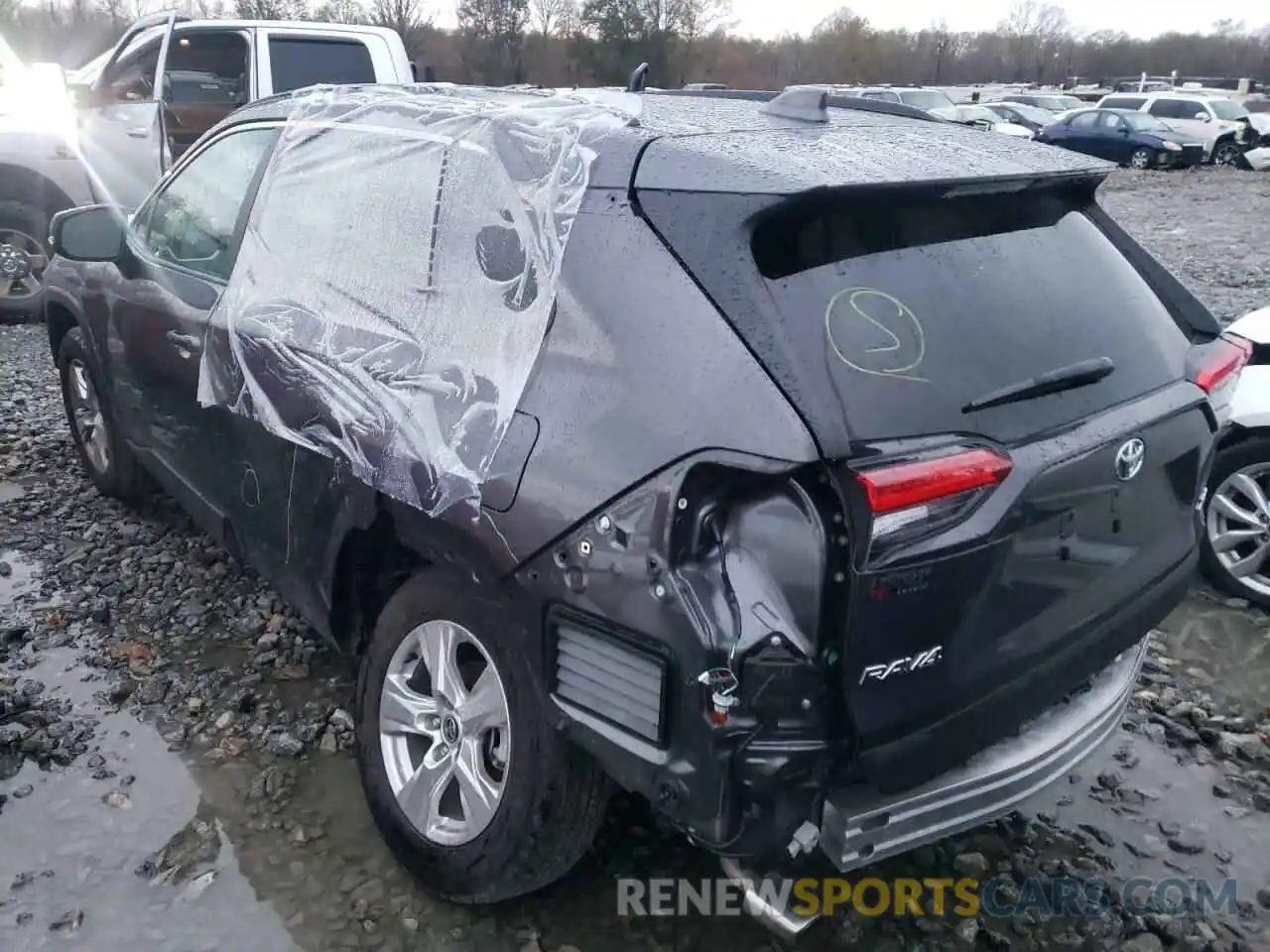 3 Photograph of a damaged car 2T3W1RFV9MW170597 TOYOTA RAV4 2021