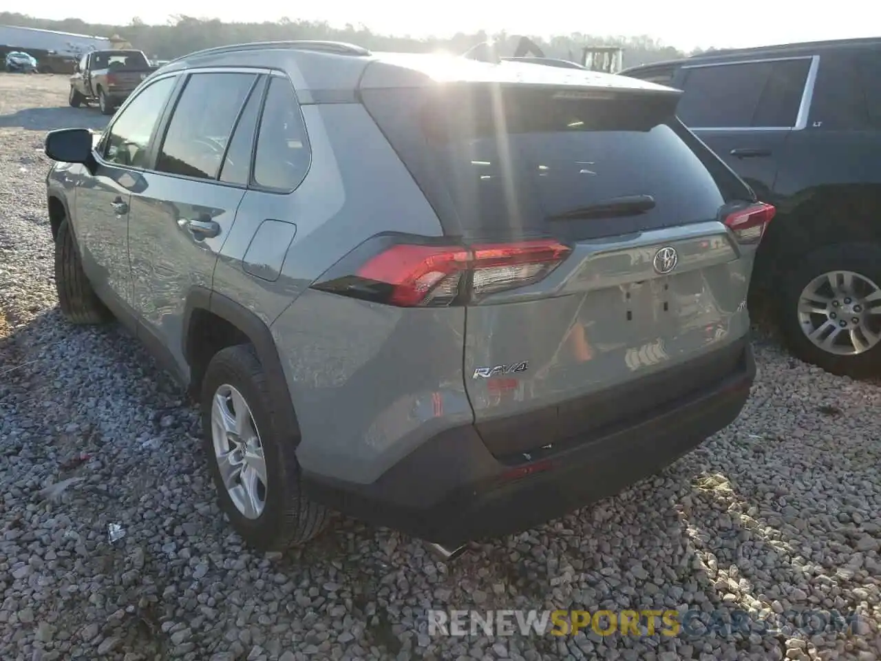 3 Photograph of a damaged car 2T3W1RFVXMC089142 TOYOTA RAV4 2021