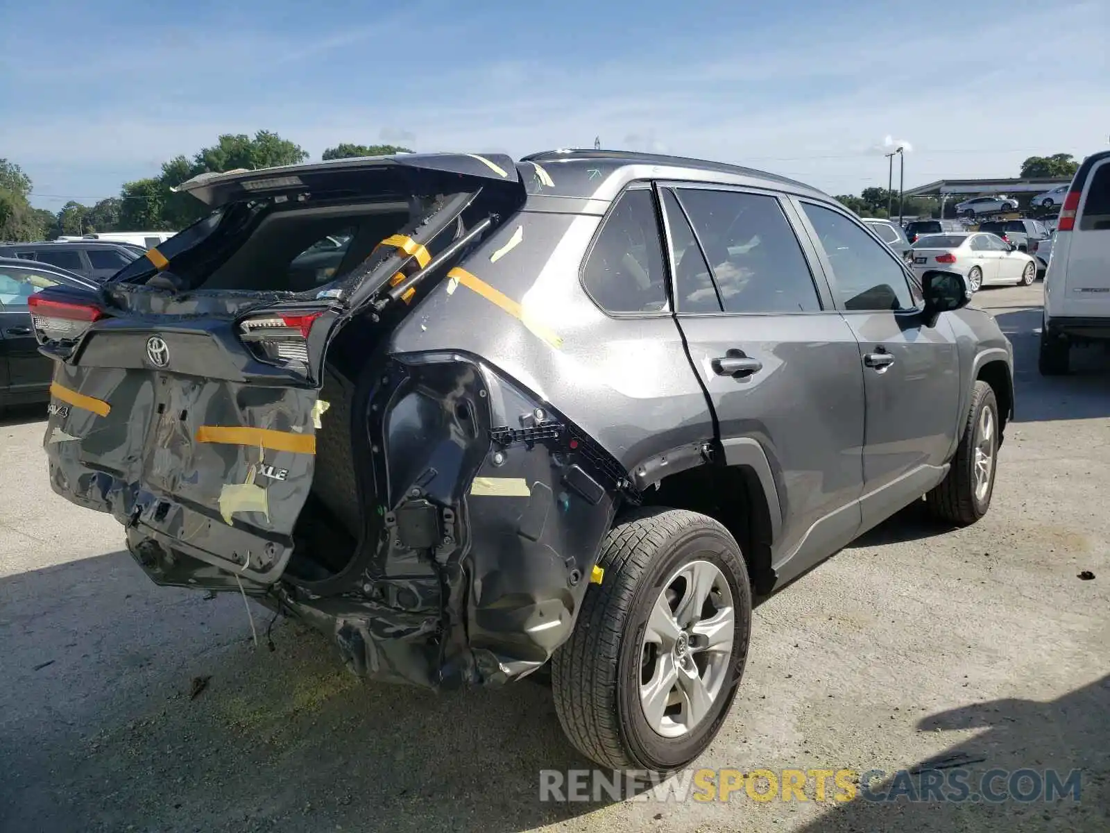 4 Photograph of a damaged car 2T3W1RFVXMC093742 TOYOTA RAV4 2021