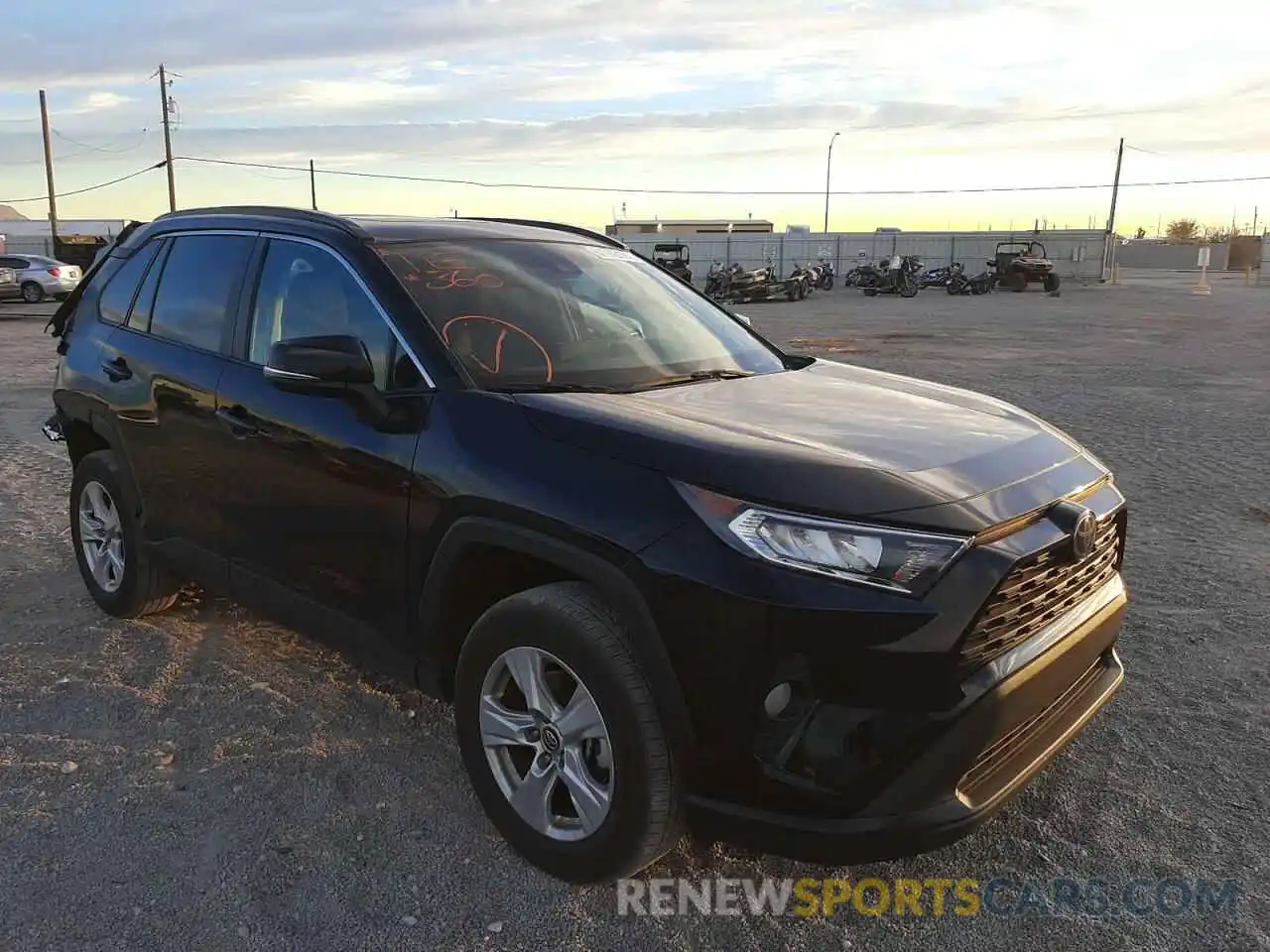 1 Photograph of a damaged car 2T3W1RFVXMC096950 TOYOTA RAV4 2021