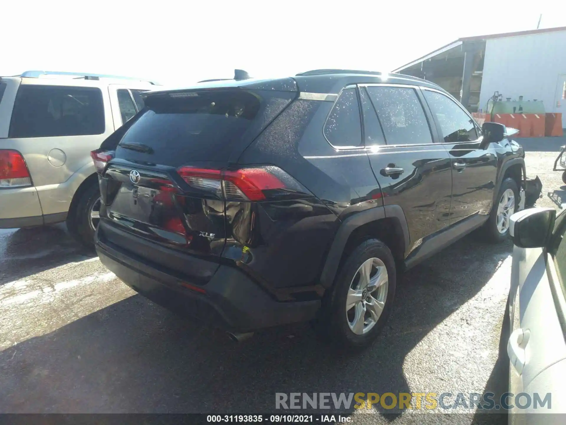 4 Photograph of a damaged car 2T3W1RFVXMC098990 TOYOTA RAV4 2021