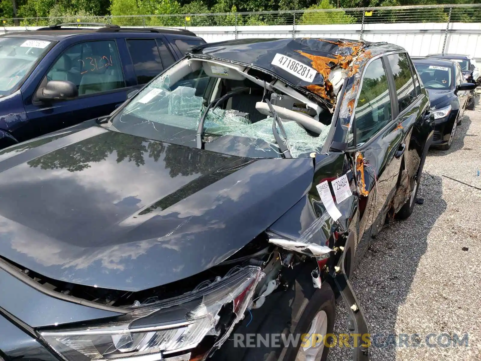 9 Photograph of a damaged car 2T3W1RFVXMC101659 TOYOTA RAV4 2021