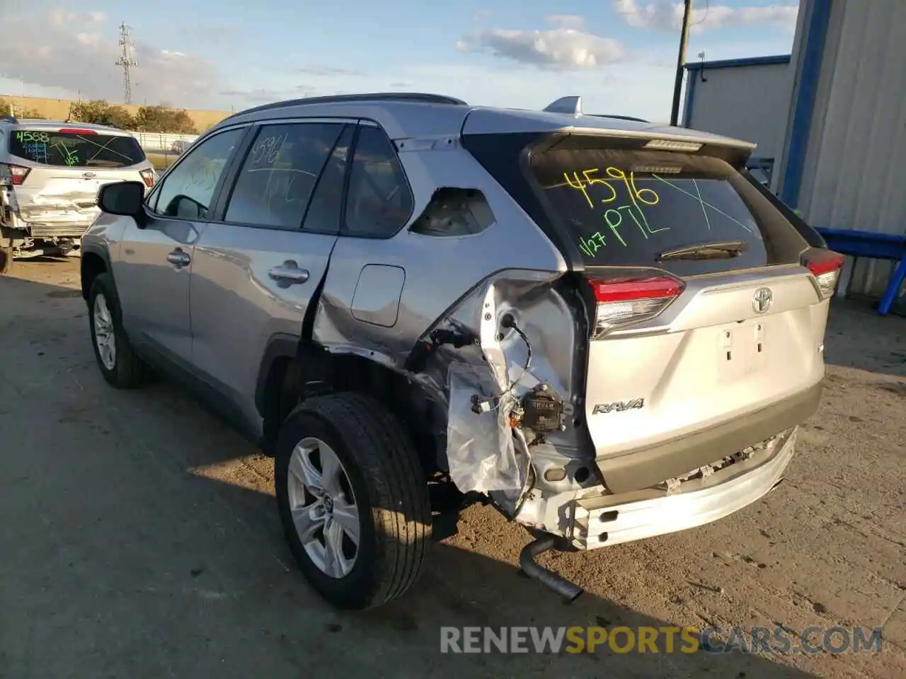 3 Photograph of a damaged car 2T3W1RFVXMC103752 TOYOTA RAV4 2021