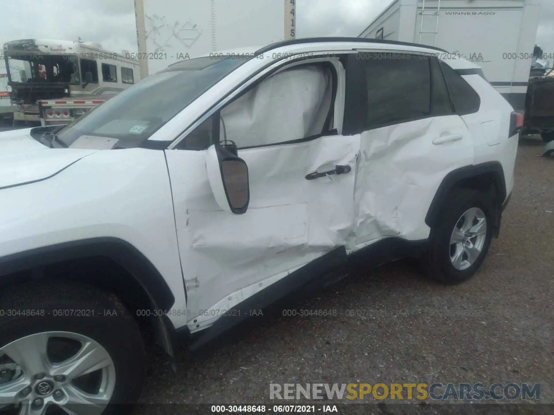 6 Photograph of a damaged car 2T3W1RFVXMC106960 TOYOTA RAV4 2021