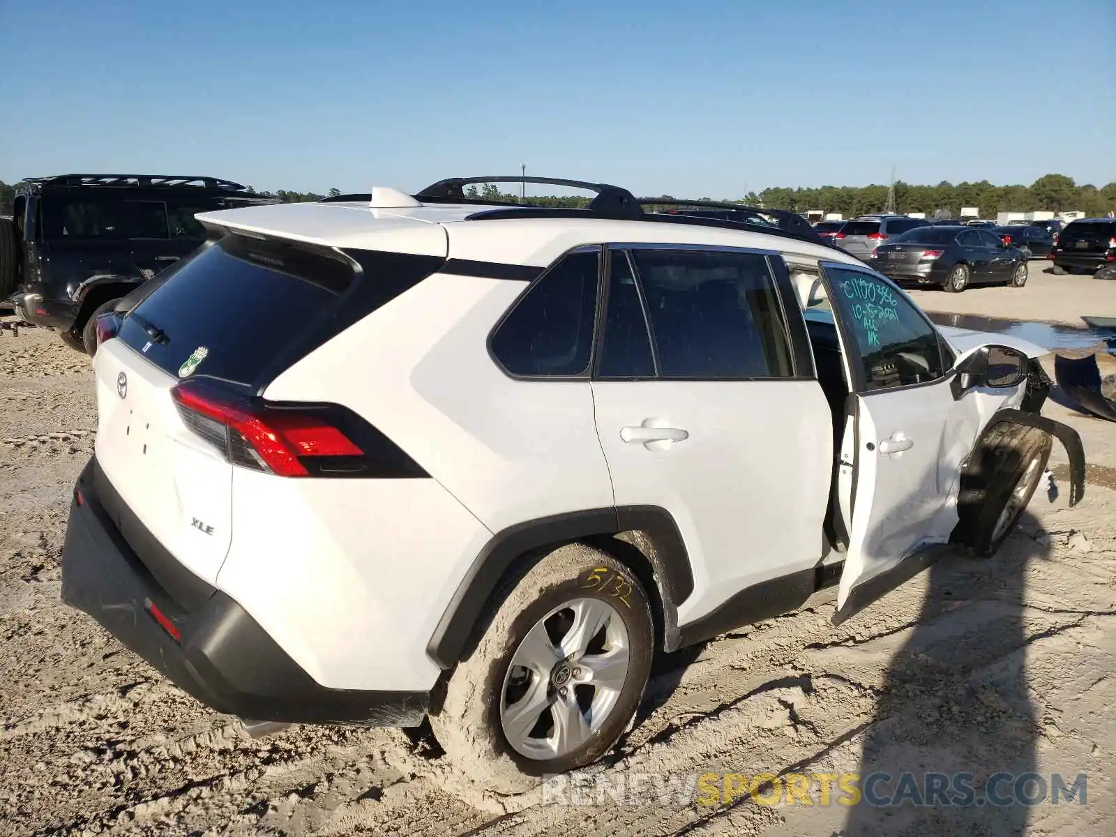 4 Photograph of a damaged car 2T3W1RFVXMC119918 TOYOTA RAV4 2021